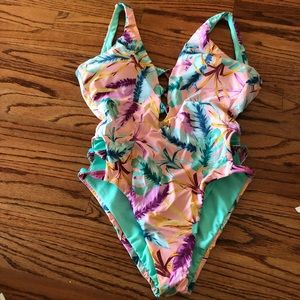 NWOT Bar III one piece tropical swimsuit size S